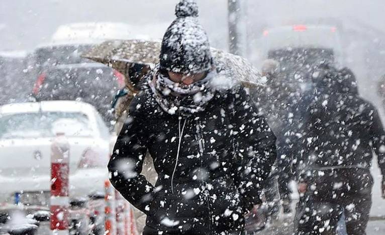 İSTANBUL, DÜZCE, ZONGULDAK, KASTAMONU DİKKAT| Meteoroloji'den kar ve fırtına uyarısı: Bu saatlere dikkat! 1